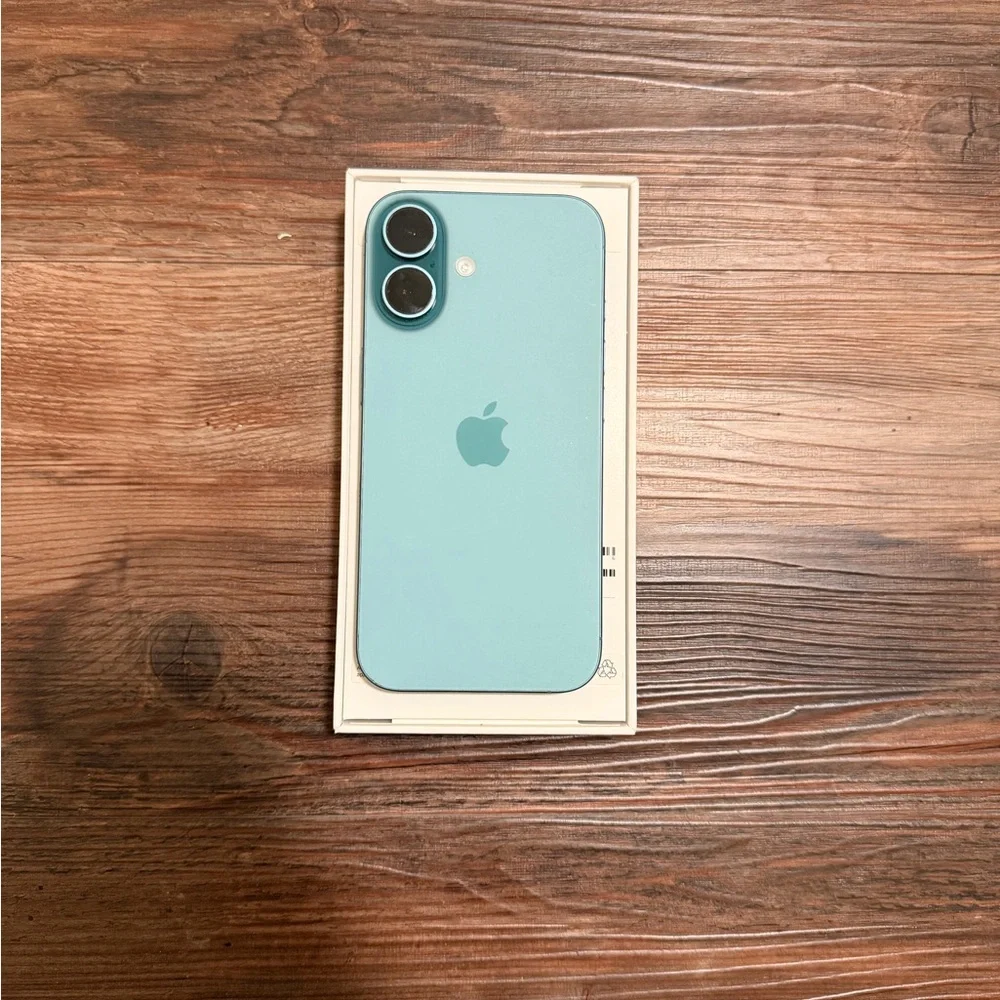 Apple iPhone in green